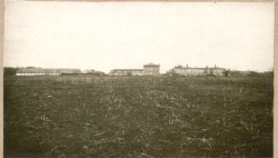 Фотография. Общий вид Ставропольской психиатрической больницы с юга г. Ставрополя. 1939 г.  Из фотоальбома главного врача А.Я. Доршта 1939 г.